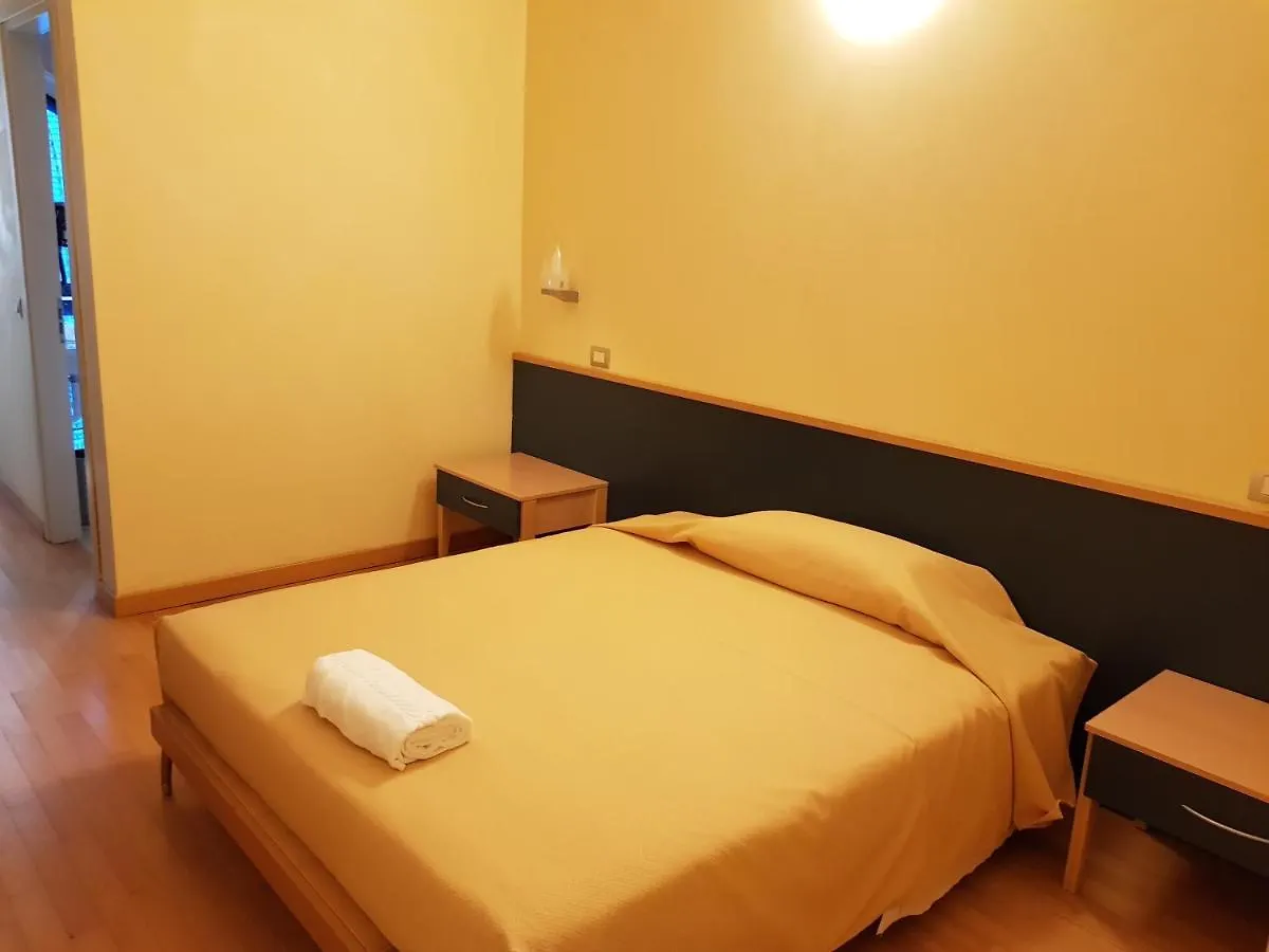 Hotel Le Cardinal Bastiglia 3*,